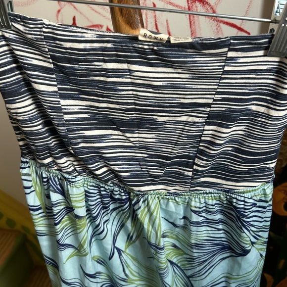 Roxy Blue and White Patterned Mini Summer Dress M - Picture 5 of 16
